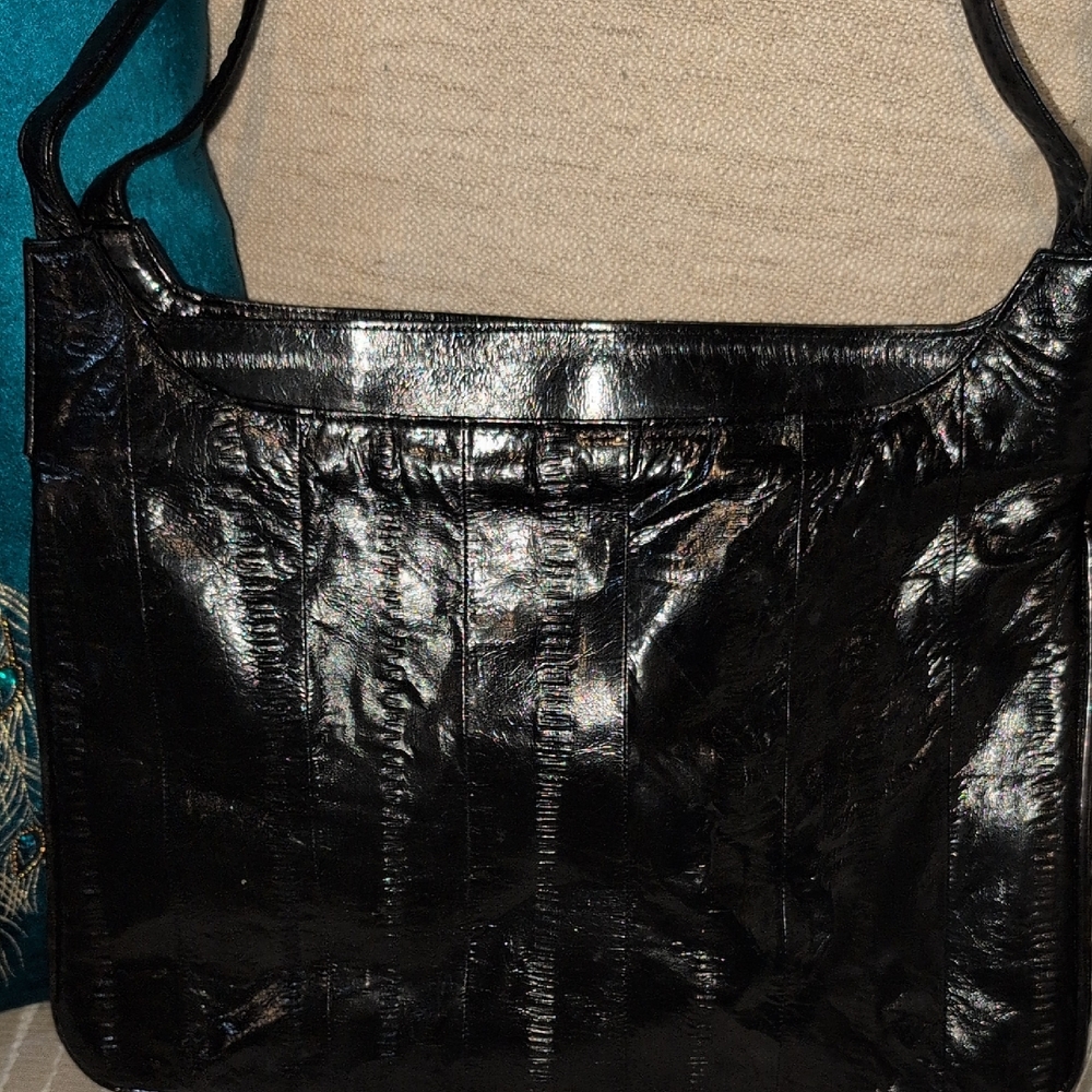 Sleek Black Eel Skin Women's Shoulder Bag